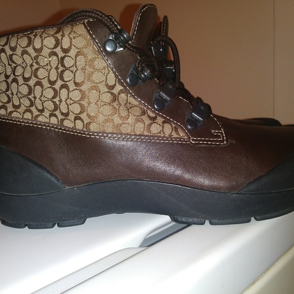 Coach Shoes - COACH EUC Leather ankle boots